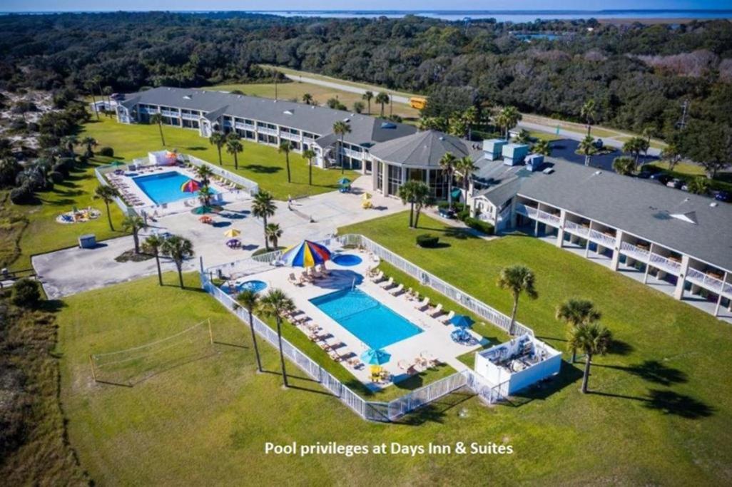 Jekyll Island House/ Kellys On The Coast /King Bed Villa Exterior photo